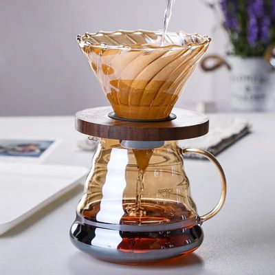 Servitore di caffè in vetro borosilicato trasparente con infusore di tè e gocciolante di nuvole d'oro