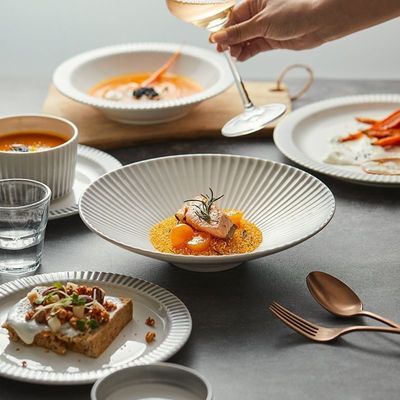 Nordic Relief Ceramica Servitaio Set Chiara Insalate Tazze Tazze Tazze Piatti