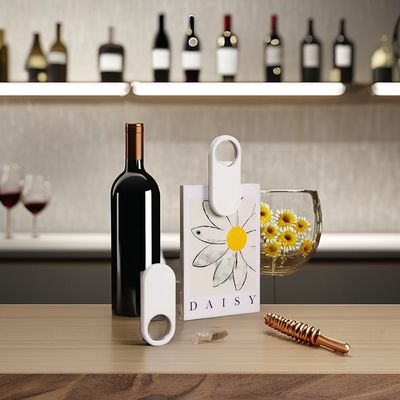 Logo personalizzabile Magnetico in acciaio inossidabile può aprire bottiglie per un funzionamento agevole in cucina