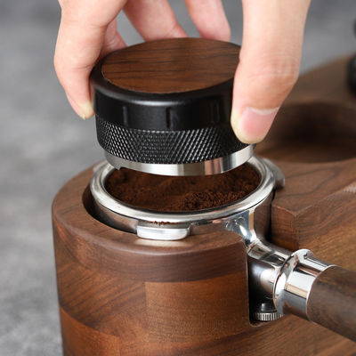 Altezza regolabile Espresso Tamper Legno di noce e base in alluminio per un perfezionamento