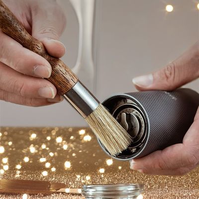 Strumento di pulizia portatile sostenibile in plastica per macchine da caffè e spazzole da spazzola per macchine da macinare