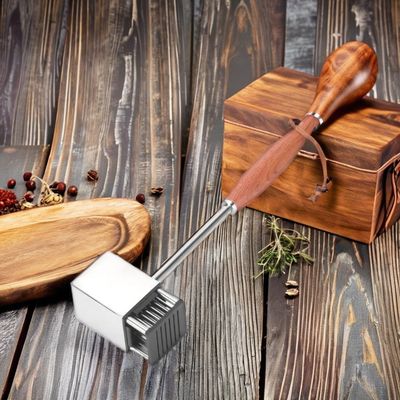 Acciaio inossidabile con 36 lame utensile da cucina per la carne e il martello da barbecue in metallo