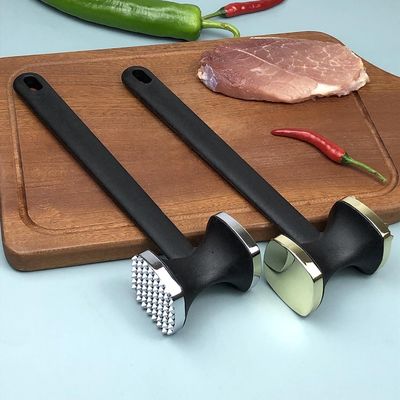 Martello di carne per la vendita di bistecche