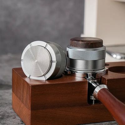 Dispensatore di caffè in acciaio inossidabile ecologico con decorazione a noce