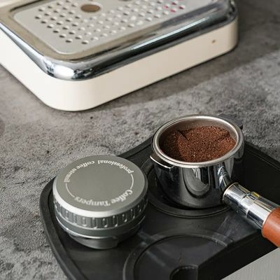 Dispensatore di caffè ecologico e mangia espresso con maniglia a noci regolabile