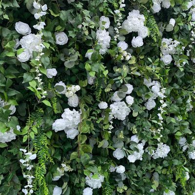Decorazione per matrimoni in esterno 3D Parete di fiori in tessuto con verde simulato Fiori artificiali