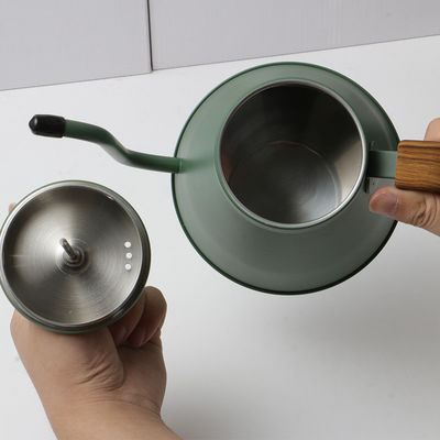 Set per la preparazione del caffè con bollitore in acciaio inossidabile in design moderno