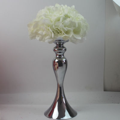 Bella palla decorativa da tavolo a fiore artificiale di seta per le celebrazioni stagionali