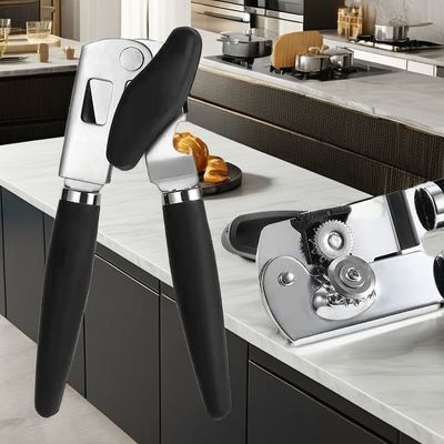 Apribottiglie di birra in acciaio inossidabile manuale con bordo liscio sicuro e design in metallo piatto