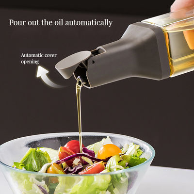 Bottina di olio in vetro da 500 ml con moderno design anti-fuga e versatore di salsa
