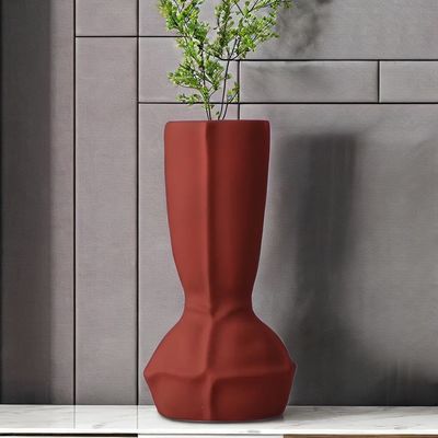 Vaso ceramico in vetro a forma speciale in un design moderno e elegante per matrimoni e case