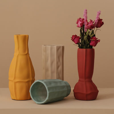 Vaso di fiori in ceramica irregolare moderno per il bagno Display da tavolo Decorazione di casa per matrimoni