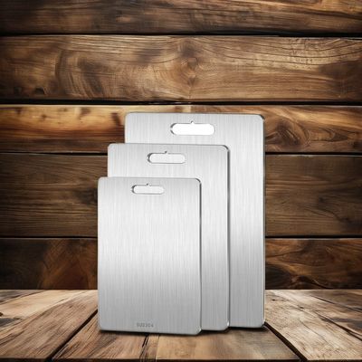 Tavola di taglio a doppio lato in acciaio inossidabile e blocco di taglio in bambù per utensili da cucina resistenti