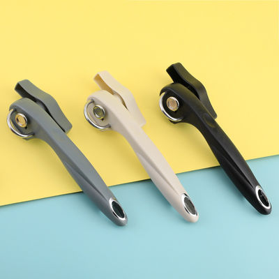 Comodo e durevole Acciaio inossidabile Can Opener lato taglio per l'apertura di barattoli bottiglie