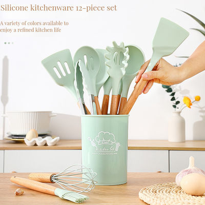 Set di utensili da cucina in silicone rosa e verde non appiccicoso per i tuoi elementi essenziali di cucina