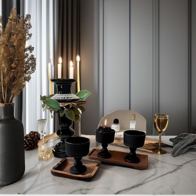 Tazza di vetro medievale nera ghiacciata creativa di collezione artigianale per bere vino o per la decorazione domestica