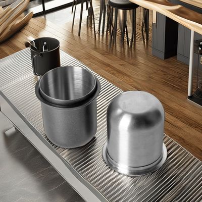 Moderna tazza di dosaggio in acciaio inossidabile intagliato per la distribuzione di polvere a mani libere