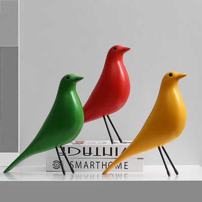 Tematiche d'arte multicolore Ornamenti di uccelli in resina Natura morta Decorazioni da tavolo multicolore per la casa