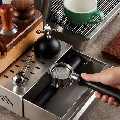 Contenitore di caffè con bastoncino