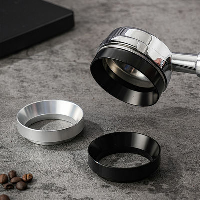 Funnel di dosaggio magnetico per la preparazione rapida e semplice di espresso nei ristoranti