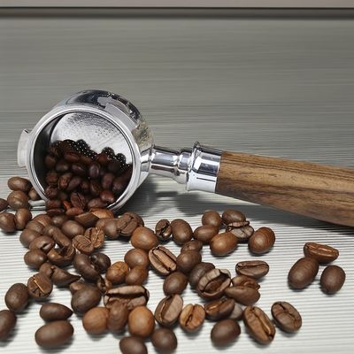 Portafiltro Espresso in ceramica da 51 mm con design senza fondo e maniglia in legno massello
