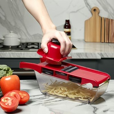 Cucina essenziale Tagliatrice di verdure a mano in metallo 16-in-1 con taglia-insalata in bambù e PP