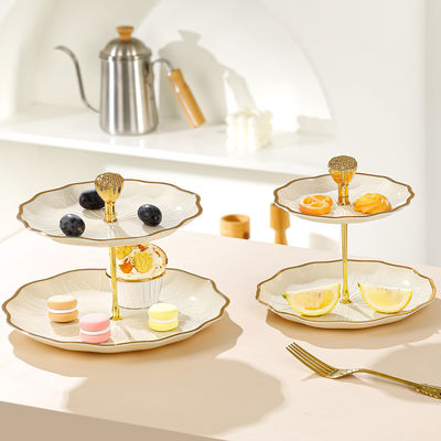 Moderno piatto in ceramica a 3 strati da 10 pollici Modern Dessert Stand per feste di San Valentino