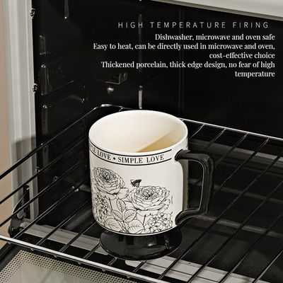 Tazza di ceramica funzionale con cucchiaio perfetto per la vostra casa