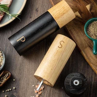 Fabbrica di sale di pepe 7 pollici regolabile di ceramica di core manuale sacchetti di legno di quercia con macina da macinare