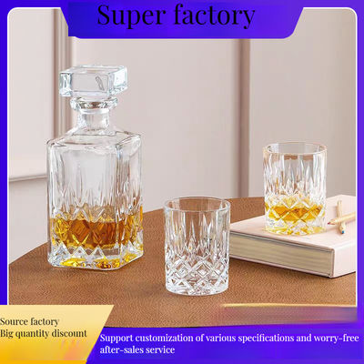 Decanter a cristallo senza piombo e bicchieri di whisky in stile rock classico con logo personalizzato