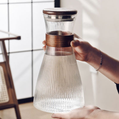 Cisterna di 6 tazze di vetro borosilicato trasparente per bevande calde fredde