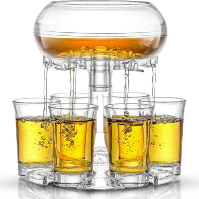 Dispenser e porta bicchieri per appassionati di whisky e cocktail
