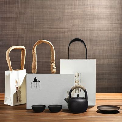 Confezione per caffè in scatola regalo in stile retrò con caffettiera a mano impermeabile