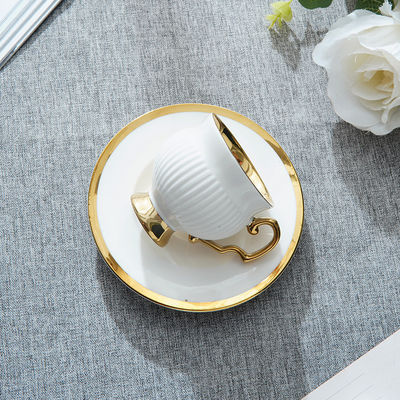 Rilasciate tazze di caffè in ceramica di design arabo per caffetterie