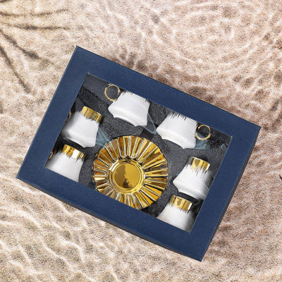 Elegante disegno carta da parati per caffè e tè Set cena occidentale in ceramica per una vita sostenibile