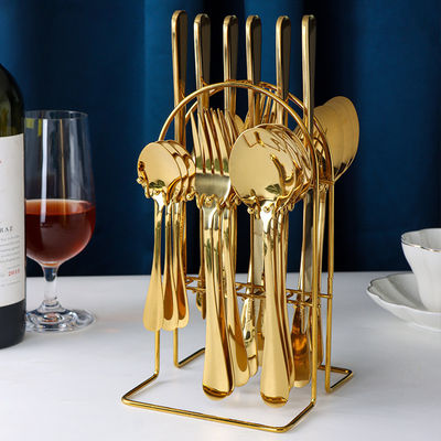 Set di posate d'oro di lusso sostenibile e elegante in acciaio inossidabile 101