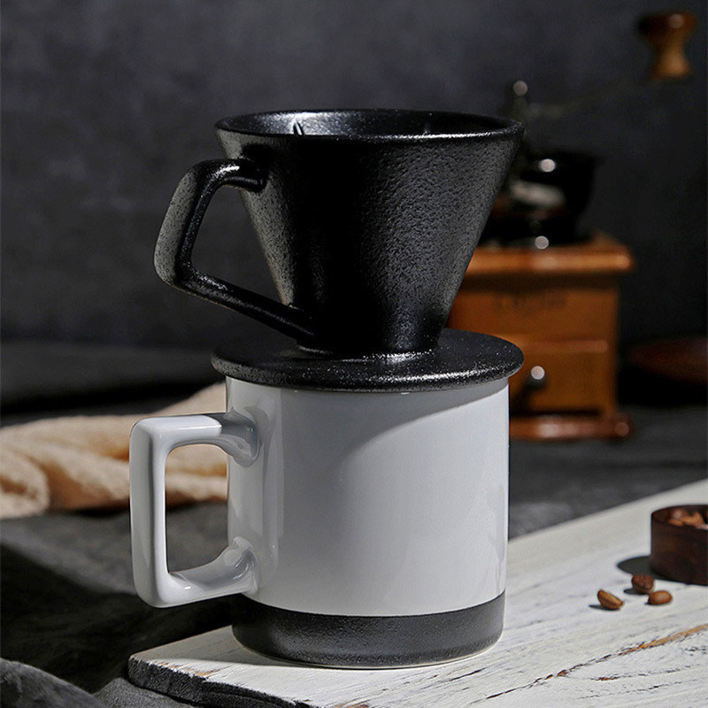 Home Prodotti in stile europeo Set per gocciolare il caffè in ceramica con tazza di design classico in nero