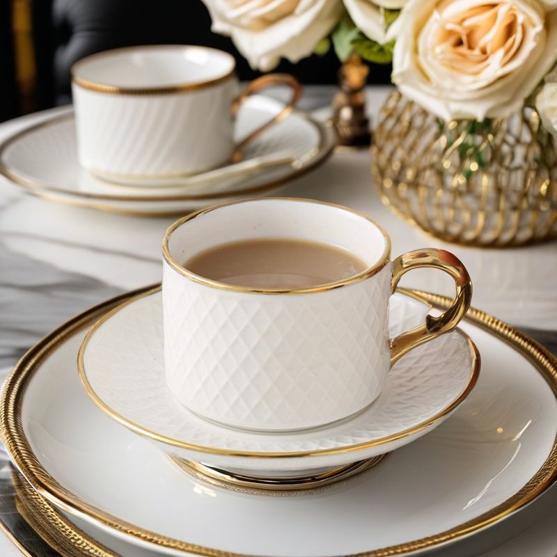 200 ml di tazza e piatto in ceramica bianca nordica di lusso