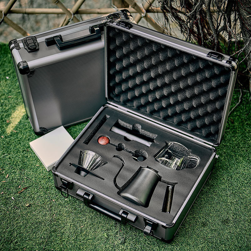 Set per il caffè a mano in vetro in ceramica con una pentola ad alto filtro in plastica e accessori in carta