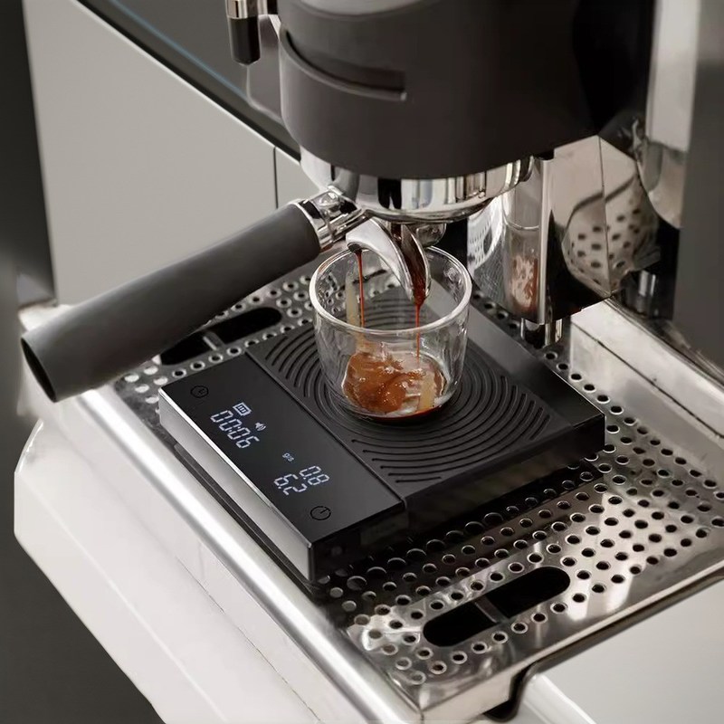 Black Mirror Design Scala per pesare il caffè per la cucina 2 kg Capacità e alimentazione USB