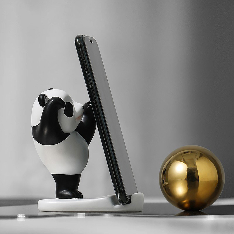 Home Decoration Pieces Luxury Regolabile Bambù Stand per telefono e tablet Cute Panda Resin Holder