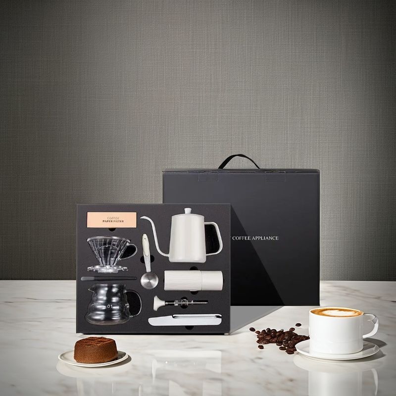 600 ml Europa Design Macchine da caffè manuali in acciaio inossidabile senza fili con velocità regolabile 48 mm